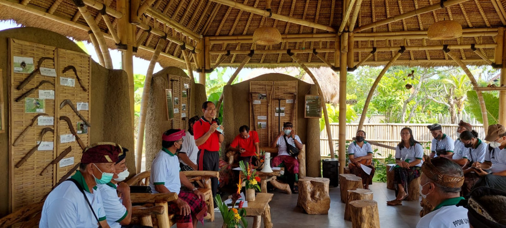 Desa Wisata Desa Baha Sharing Ilmu tentang kegiatan integrasi sektor pertanian dan pariwisata.